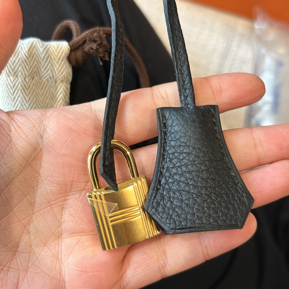 Brand new hermes Birkin 25 black gold hardware 2024 - Picture 10 of 10